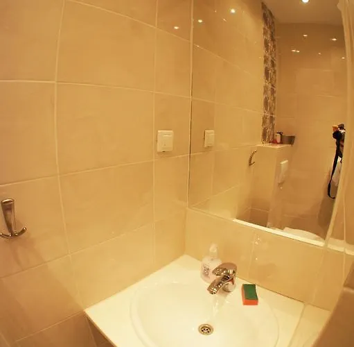 波兹南耶希泽公寓